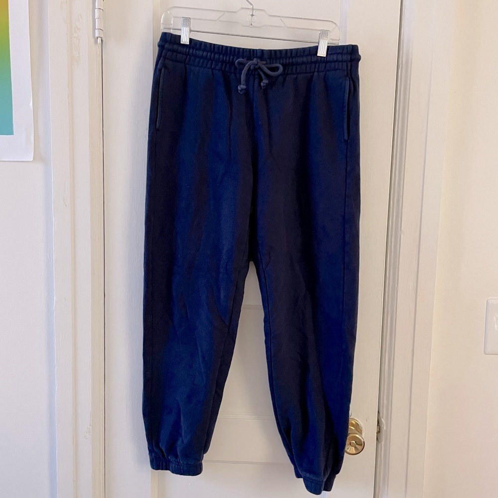 Aritzia cozy fleece boyfriend sweatpants in Navy 💙